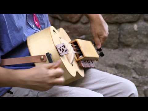 Hurdy Gurdy.Vielle à Roue.Ancient medieval music Video