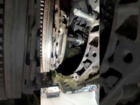 Change clutch kit alfa romeo 159 1.9 jtd without removing the gearbox from the car #mechanic #alfa