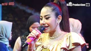 Download lagu Sebotol minuman Bajidor - Anik arnika Desa wiyong kec susukan cirebon 12 oktober 2022 mp3
