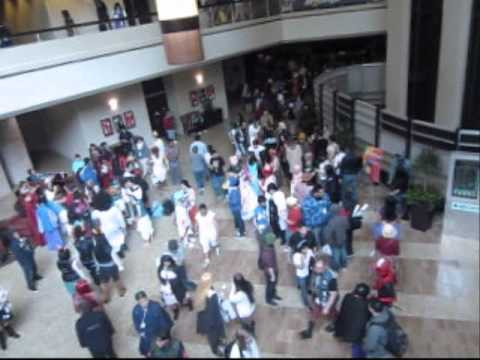 MomoCon 2013 Day 1/2 & Room Tour