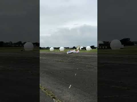 Bad landing with the EF Laser caught in slow motion