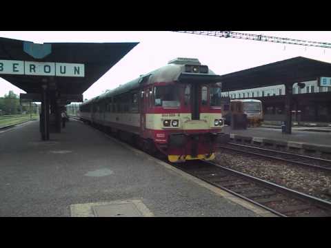 Odjezd vlaku R 1251 (ČD 854.009) - Beroun, 8. 5. 2013