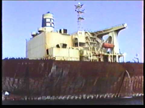 Jahre Viking - Anchored at Fujairah