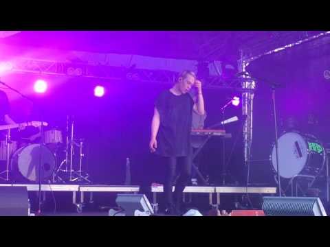 Softengine - The Sirens (live)