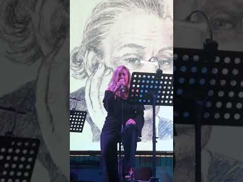 Grazia Di Michele - Chiara (inedito di Umberto Bindi e Ernesto Bassignano)