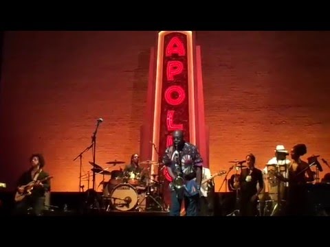 Manu Dibango live at Apollo Theater, Harlem, New York on December 5, 2015 (4)