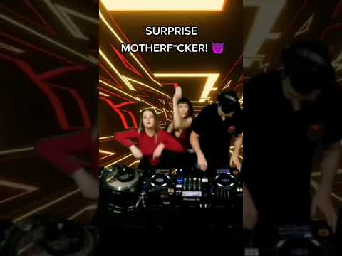 Throwback to a very funny moment 😂 @HystaOfficial 🐺🐯❤️😂 #djsakyra #hysta #youtube #uptempo