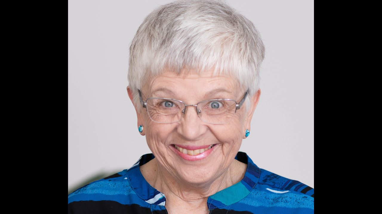 Jazz Up Your LinkedIn Profile - Presenter Joyce Feustel - YouTube