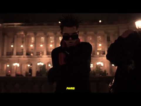 Video thumbnail for FLEXXXIN IN PARIS