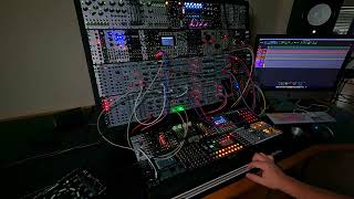 Video thumbnail for Sonic Experiments - Testing: Trautonium Ribbon Controller (A-198) by VisionsMusicGroup