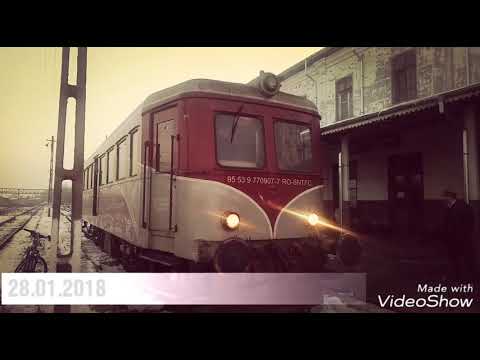 Malaxa surprinsă seara la gară