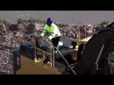 Volvo EC220E crawler excavator - easy access