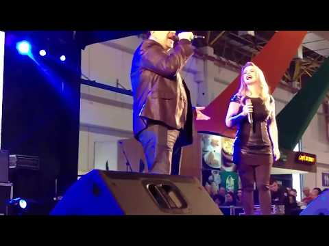 Anayle & Michael Sullivan: Socorro Deus - Expo Cristã