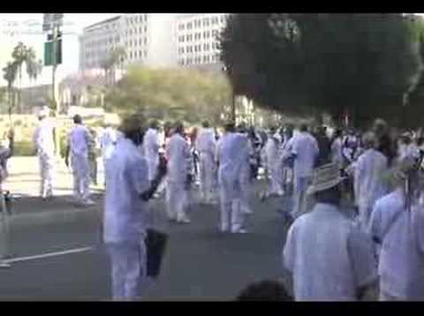 Viva Panama a ritmo de tambores y clarines