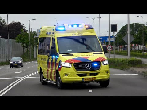 [Primeur] A1, WAS Ambulance 25-121 Lelystad naar het Isala ziekenhuis Zwolle