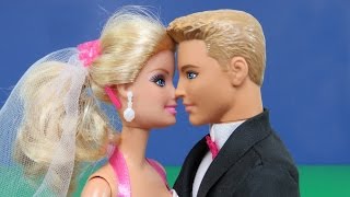 Barbie and Ken's Wedding Party ! Famous guests! Kisses, Dance, Wedding Cake, Fun !