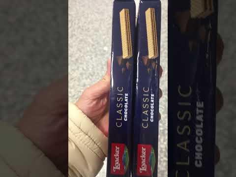 Classic Chocolate Wafer #asmr#trending#shortvideo#viralvideo#video#viral#chocolate#satisfying
