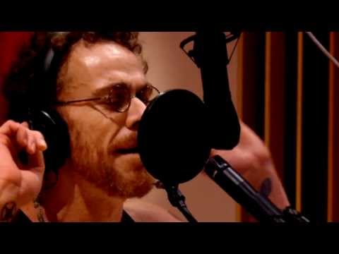 Clip: Livre Como Um Deus - Nando Reis e Os Infernais