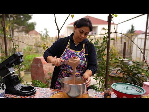 10 recepata za svečani stol u novogodišnjoj noći 2023. - Emoji torta i Snickers - Predjela Salate