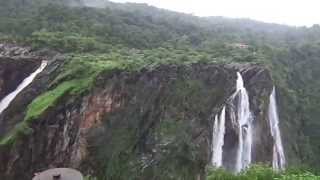 preview picture of video 'jog falls view from British guest house.'