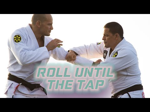 Saulo & Xande Ribeiro roll for almost 40 minutes until someone taps (2015)