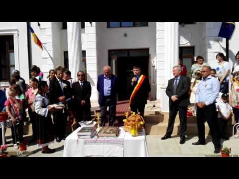 Romica Magopet primar Ibanesti Botosani inaugurare Camin Cultural Dumbravita