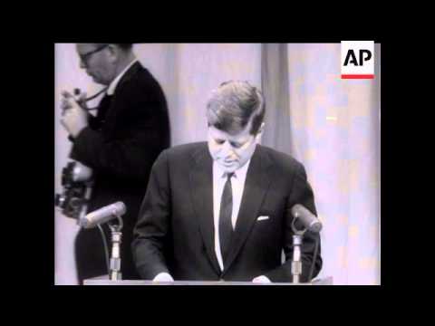 JOHN F KENNEDY AND PRESS - SOUND