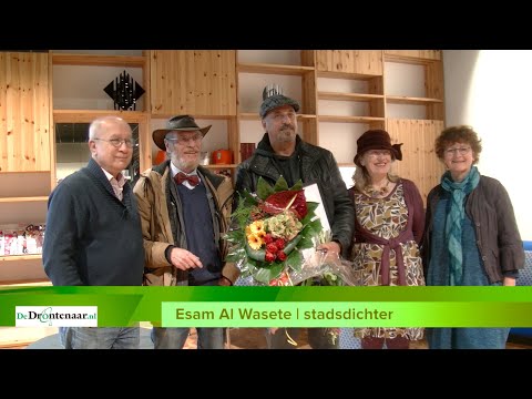 Drie gezinnen in Dronten openen hun woning voor gratis optredens van dichters Drie gezinnen in Dronten openen hun woning voor gratis optredens van dichters