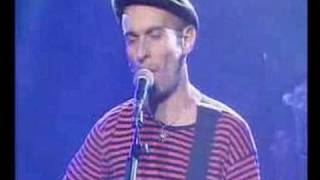 Fito y Fitipaldis - Abrazado a la tristeza