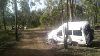 preview picture of video 'Ripley Run 26-4-2011. Recovery and fun G60 Nissan Patrol, Toyota Landcruiser, Holden Jackaroo'