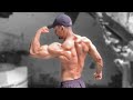 How to get Big Round and 3D Shoulders