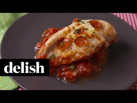 download lagu mp3 mp4 Pizza Chicken, download lagu Pizza Chicken gratis, unduh video klip Pizza Chicken