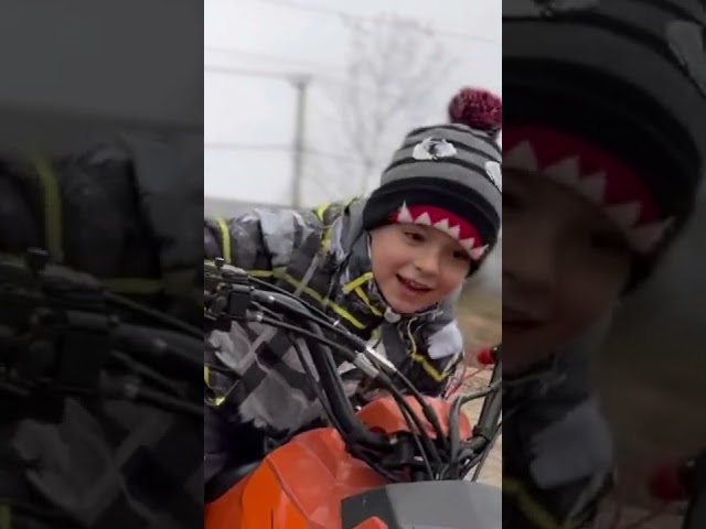Фото Відео хобі дити, що на роки збереже емоції та настрій для рідних 🏎️😎
 Відео створено мною (зйомка та монтаж). 