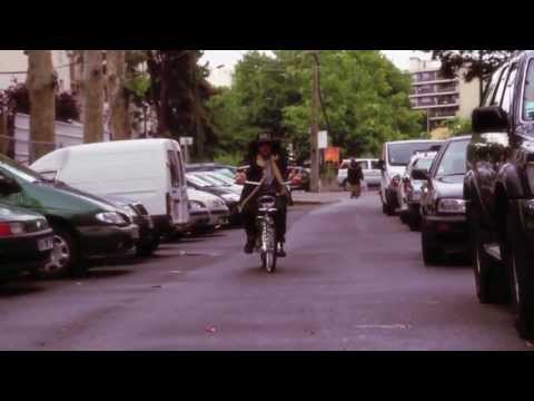 ENNEMI , EMOTION LA FOLIE { noir fluo } FEAT MISSISE { teaser  }