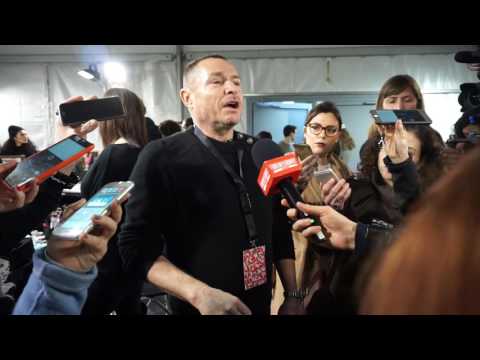 Mac backstage at N21 fashion show