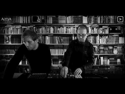 klubforward.org -  Alula Showcase 2 - CarbonB2BLampé (3/3)