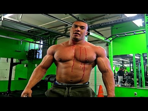 Voimanostajan video järkyttää — 375kg saa veren tihkumaan iholle (ei herkimmille)