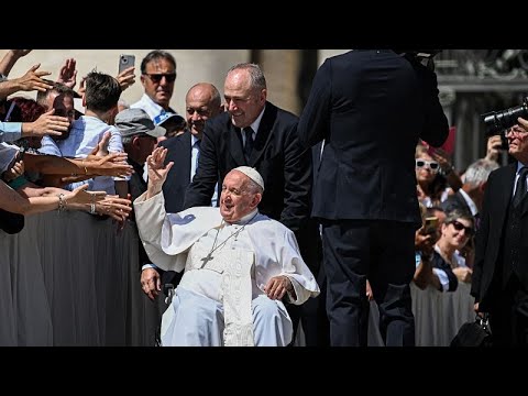 فيديو البابا فرنسيس يجري الأربعاء جراحة في جدار البطن