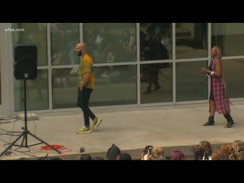 Grammy artists rapper Common and singer Erykah Badu surprise Dallas Booker T. Washington students