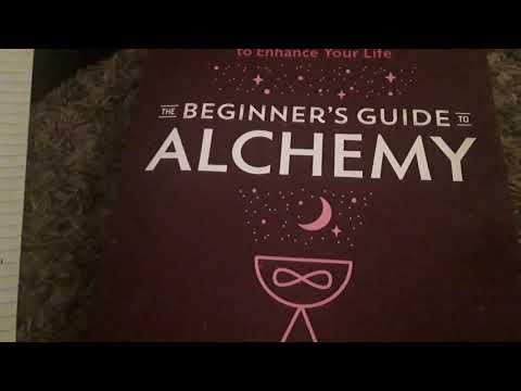 📖BOOK LOOK📚The Beginners guide to Alchemy🧪👩🏼‍🔬 by Sarah Durn