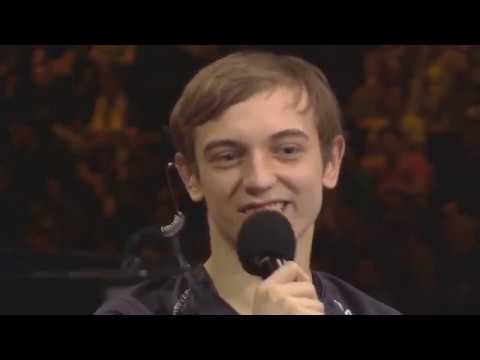 ECCO PERCHE CAPS E' CHIAMATO IL BABY FAKER! - FNATIC CAPS BEST MONTAGE