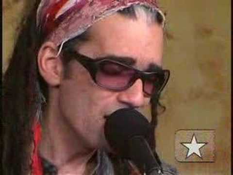 Max de Castro no Estúdio Showlivre