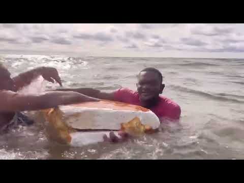 TITANIC MADE IN GABON