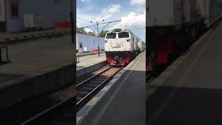 Download lagu KA Argolawu masuk Stasiun Purwokerto mp3