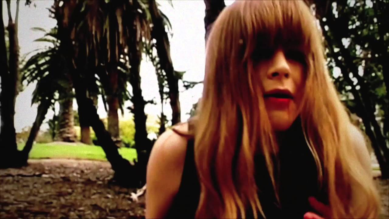 'Entrails and Amour' Official Trailer (2015)