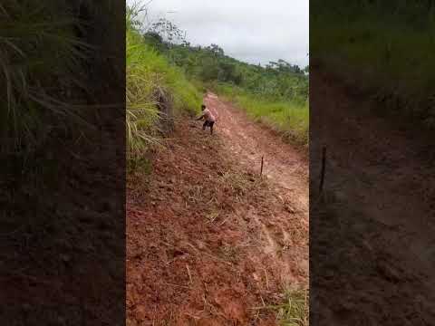 Morador do Ramal do Queco faz ramal no braço em Porto Walter