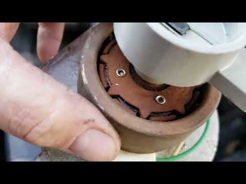 How To Replace Distributor In 88-95 Chevy Truck | Chevy 350 TBI