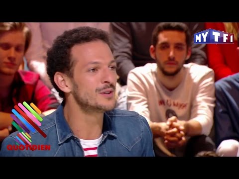 Q comme Kiosque : une revue de presse glamour de Vincent Dedienne | Quotidien avec Yann Barthès