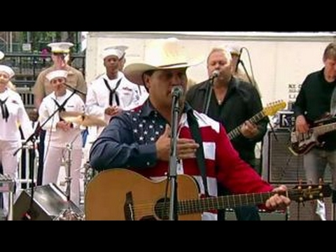 Shane Owens performs '19' in tribute to US veterans