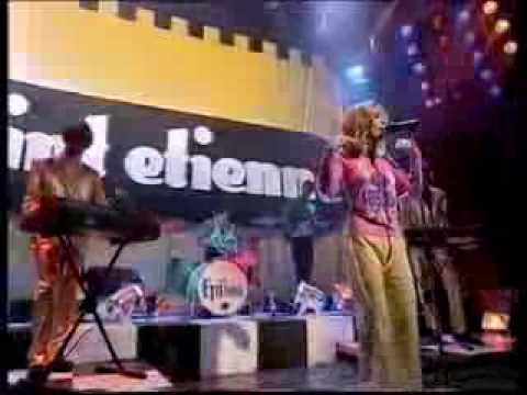 Saint Etienne - You're In A Bad Way - Top Of The Pops - Thursday 11th February 1993